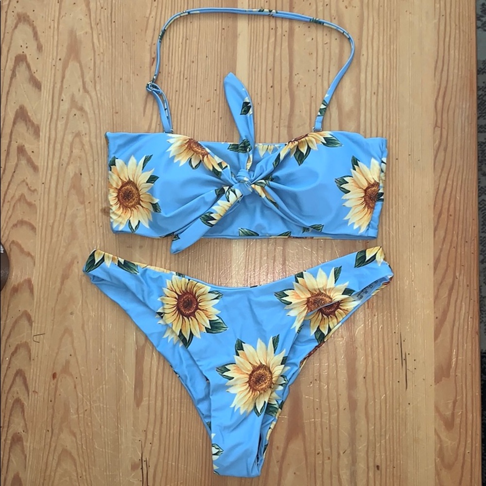 Bathing suit
